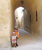 Kids in Mdina in the center of Malta